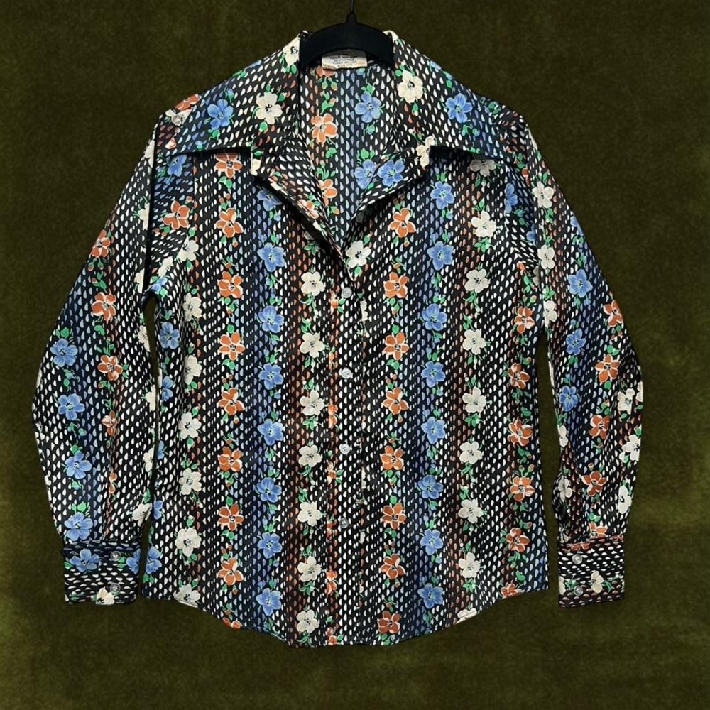 True Vintage 1970s Floral Disco Blouse // Modern M